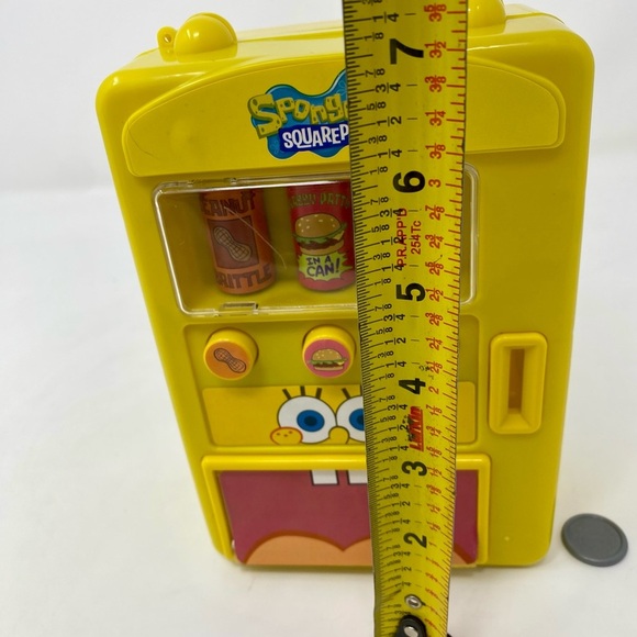 SpongeBob SquarePants Yellow Vending Machine Toy - Picture 5 of 6